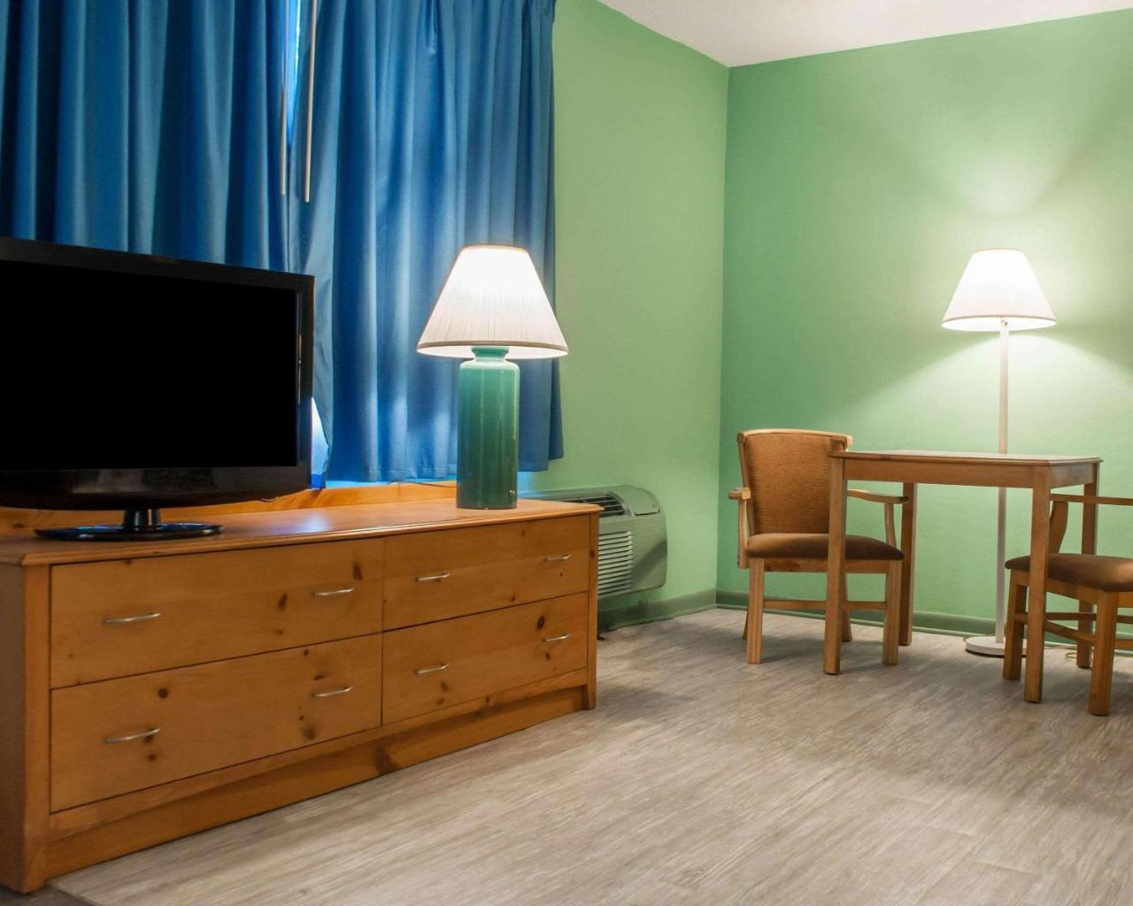 Econo Lodge Buffalo South Blasdell Exterior foto